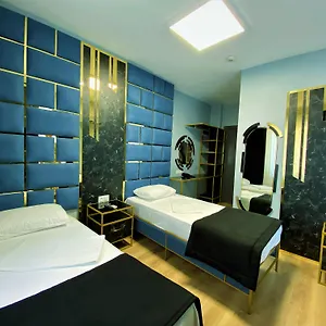 Hotel Orange Airport ***