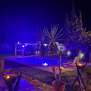 Pensión Paradise House